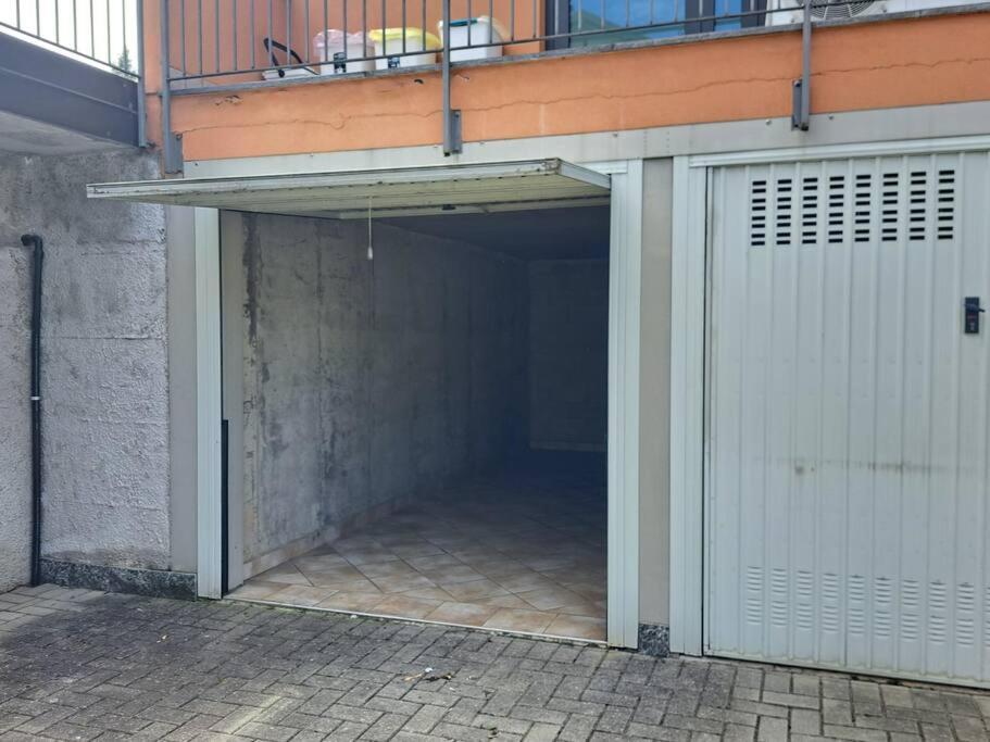 Comodo 20Min Da Mxp+Box Auto Marnate Luaran gambar